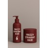 Frizziges glattes Haar